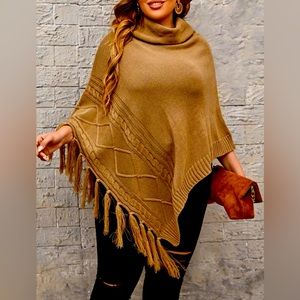 Women’s Sweater Poncho